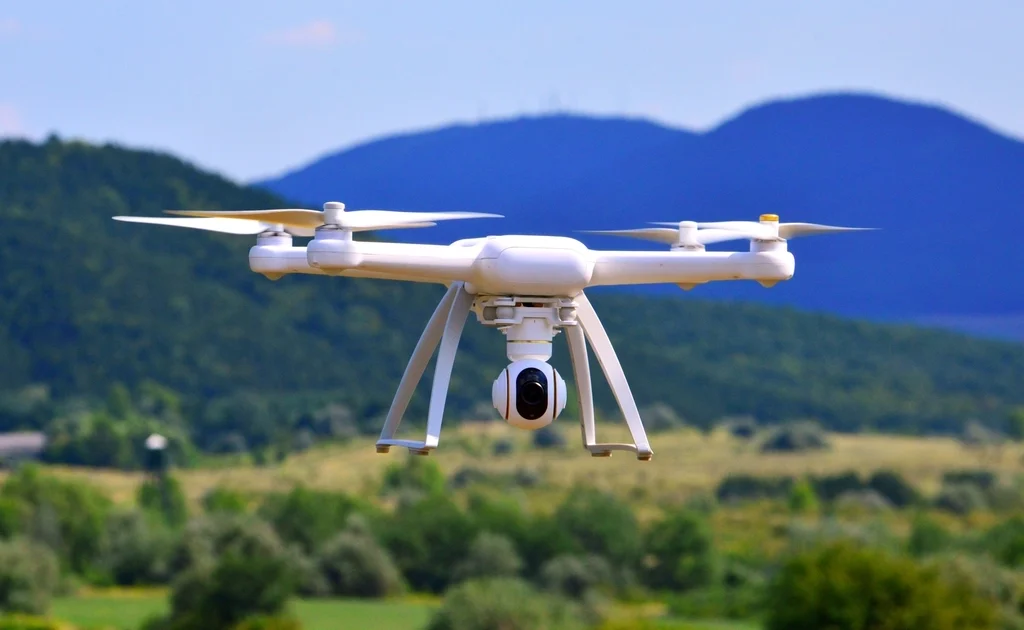 FPV Drone vs Camera Drone: Which Is Right for You? (2026)